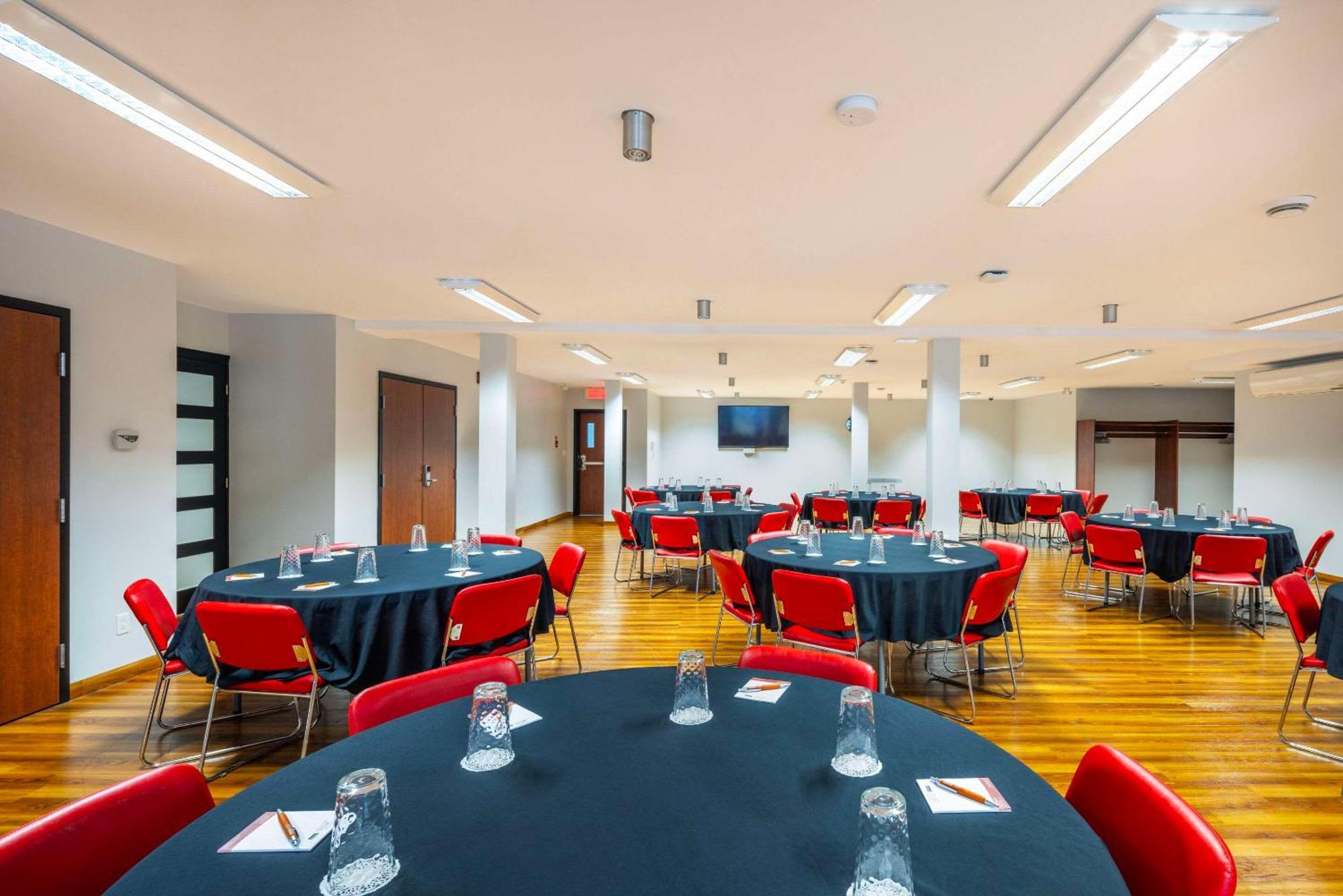 Les Suites De Laviolette Ascend Hotel Collection Trois-Rivières Exteriér fotografie